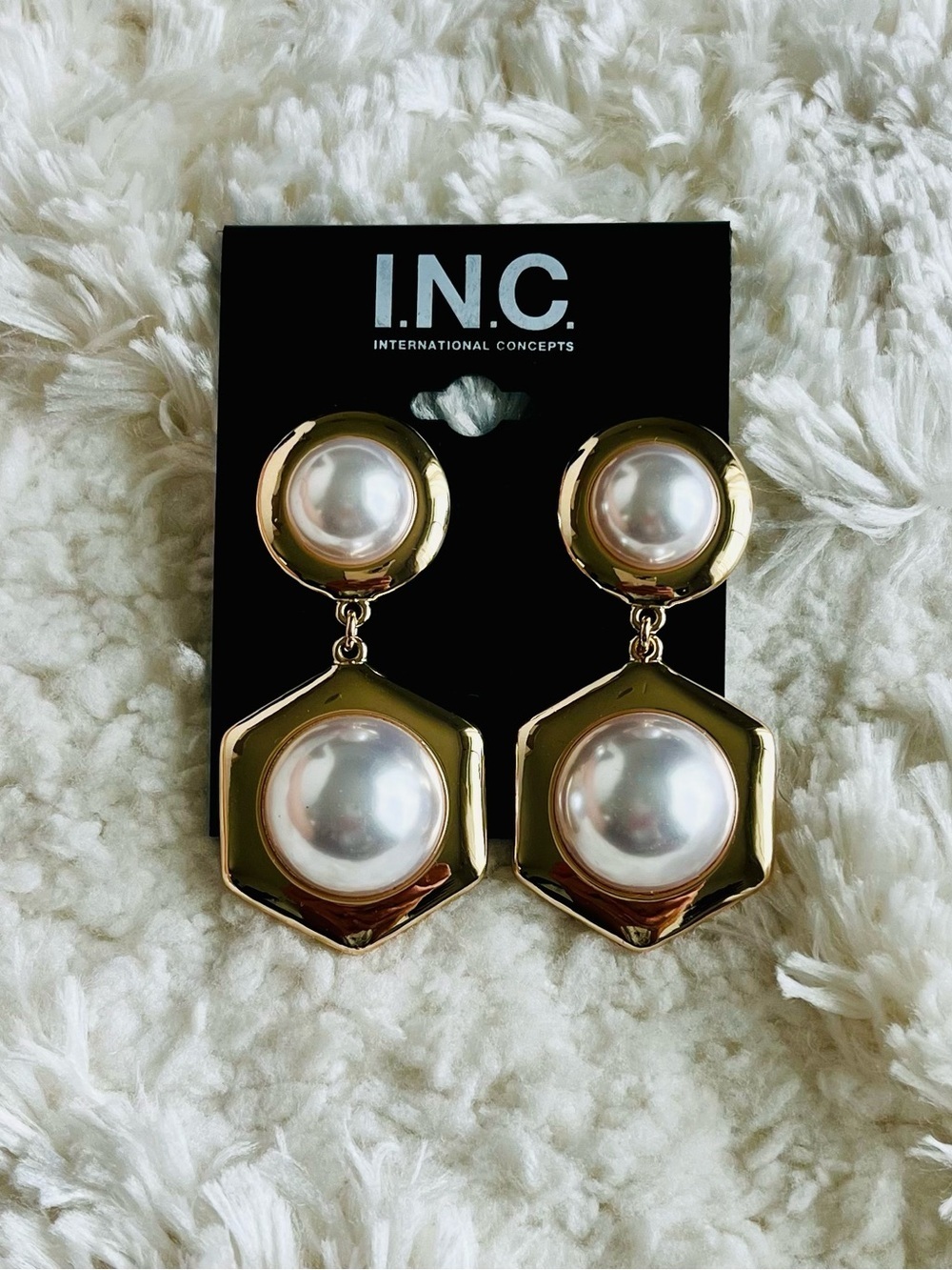 I.N.C. International Concepts
Hexagon Drop Earrings